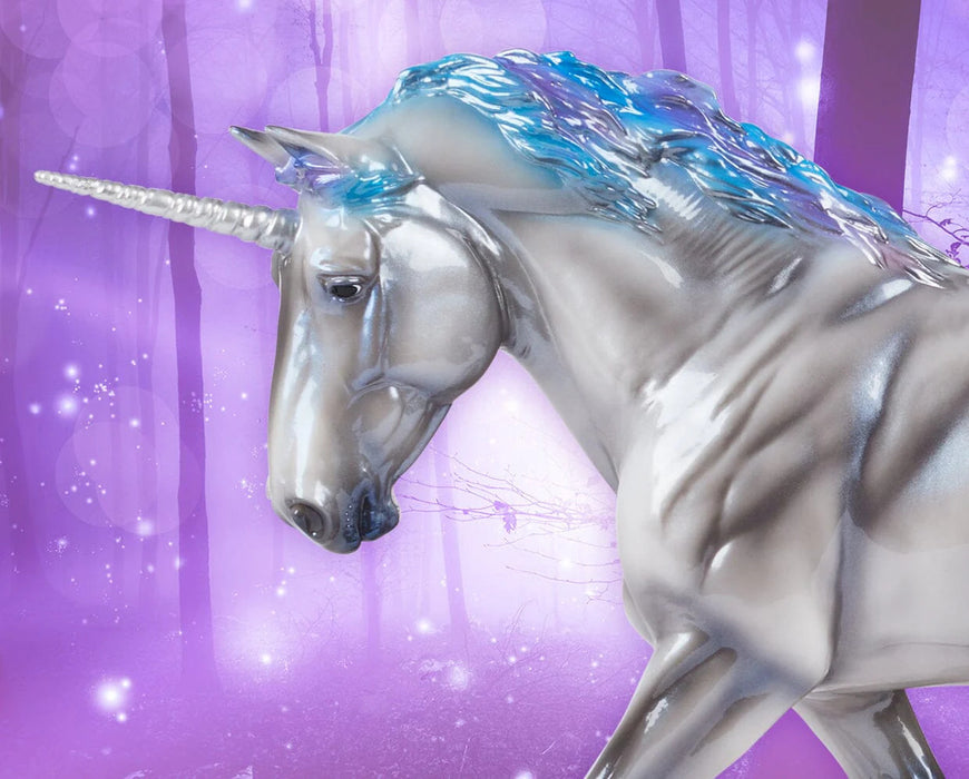 Breyer Traditional Thorin - Glossy Magical Unicorn Stallion #10632