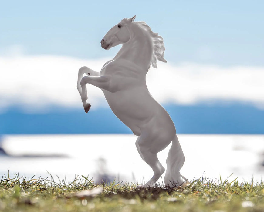 Breyer Traditional Pluto Gratia - Lipizzaner Stallion #10667