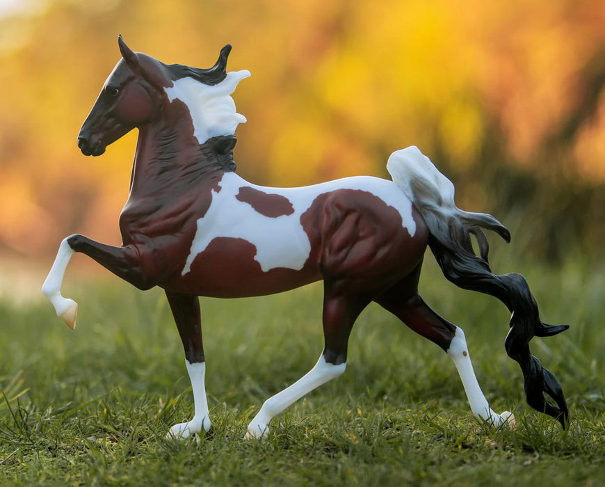 Breyer Traditional Ideal Series American Pinto Saddlebred - Orren Mixer Tribute #10669