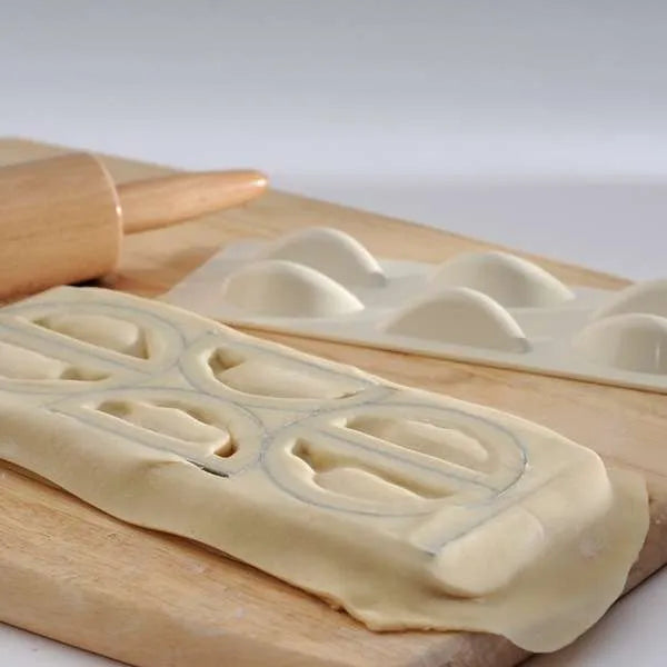 Pierogi Maker Press for Dumplings and Filled Pastries