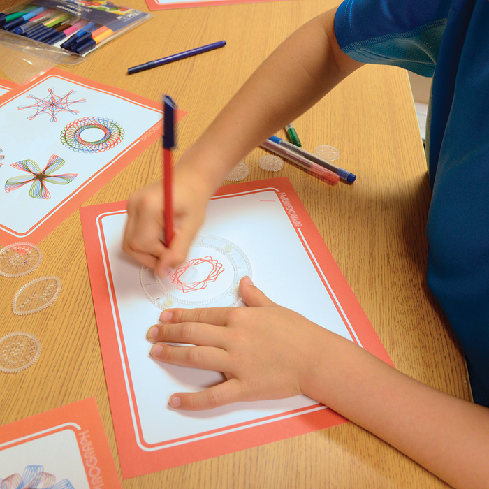 Spirograph Deluxe Design Set - Classic Retro Geometric Drawing Kit for Kids & Adults