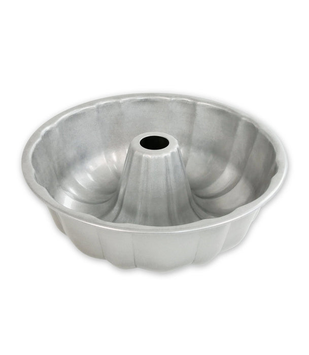 USA Pan 9.5" Fluted Bundt Cake Pan - Nonstick Bakeware